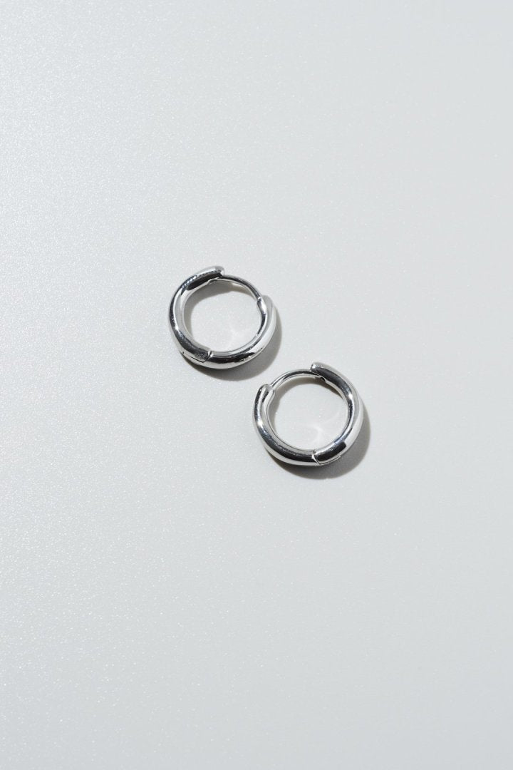 ミニ ウェービー ライン フープ ワンタッチ ステンレス ピアス【UNISEX ACCESSORIES】