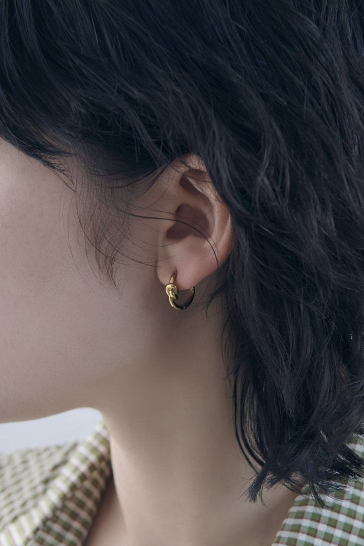 ノット フープ ワンタッチ ステンレス ピアス