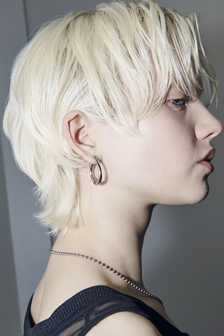 ニュアンス ワイド フープ ステンレスピアス