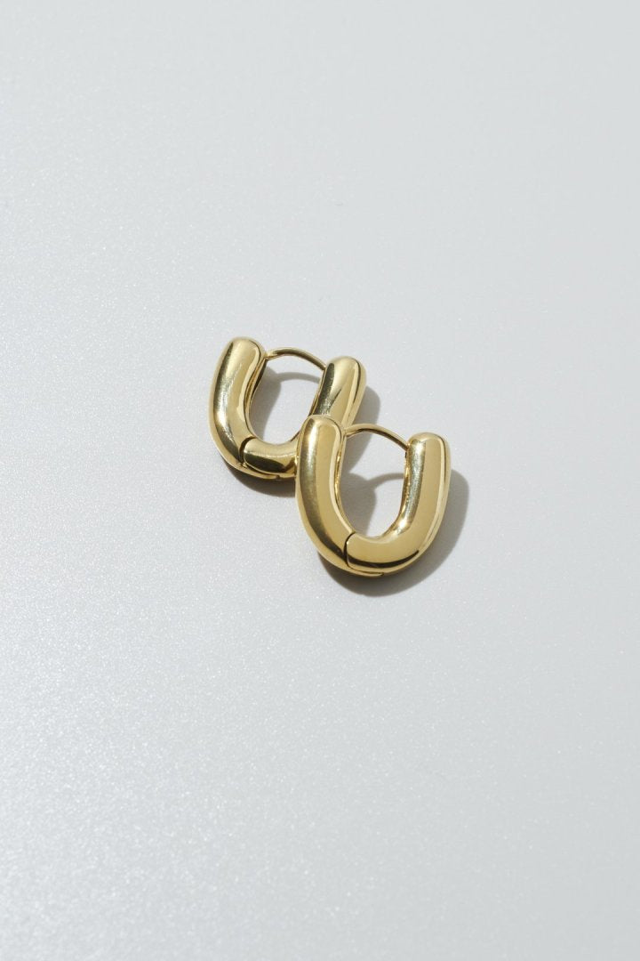 プランプ フープ ワンタッチ ステンレス ピアス