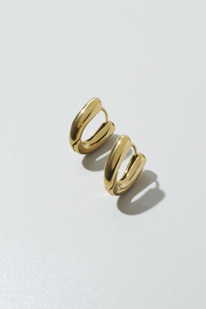 プランプ フープ ワンタッチ ステンレス ピアス