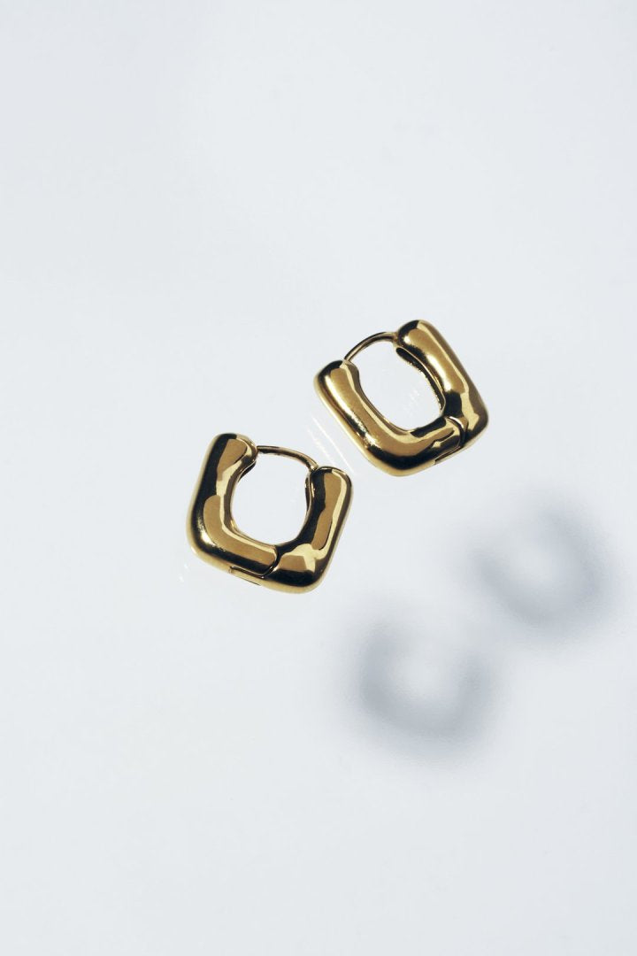プランプ スクエア フープ ワンタッチ ステンレス ピアス