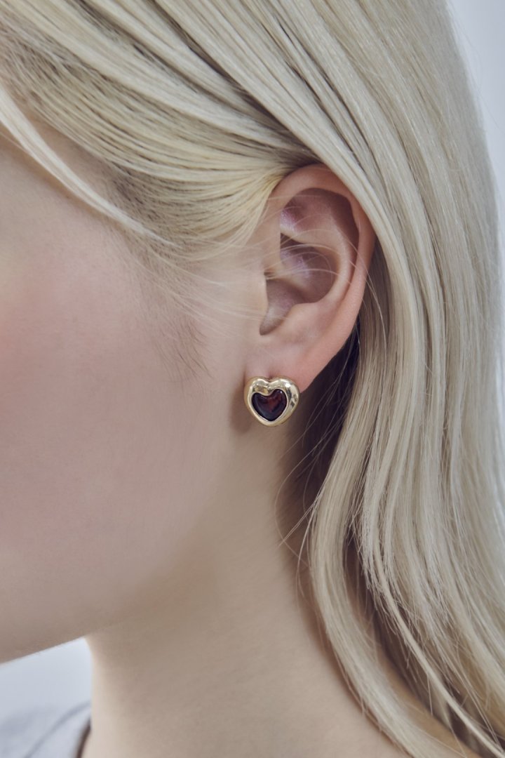 ヴィンテージ ハート エンベッド ピアス