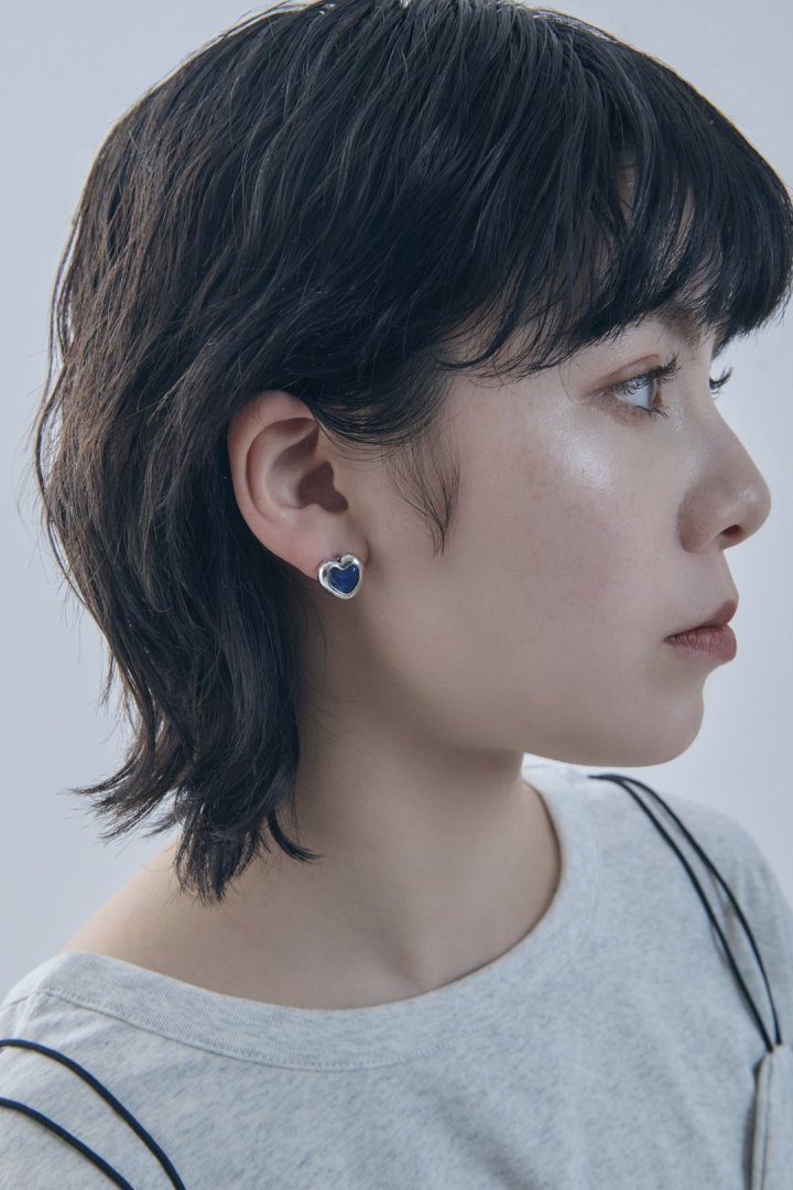 ヴィンテージ ハート エンベッド ピアス