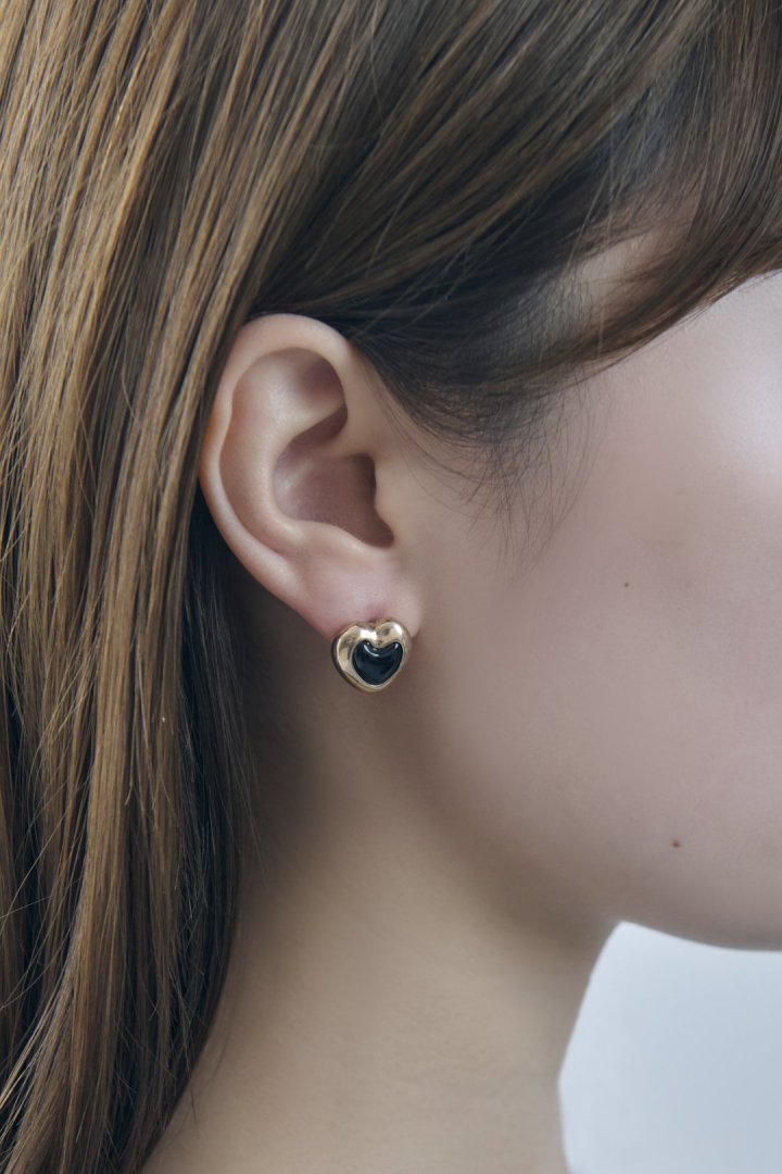 ヴィンテージ ハート エンベッド ピアス