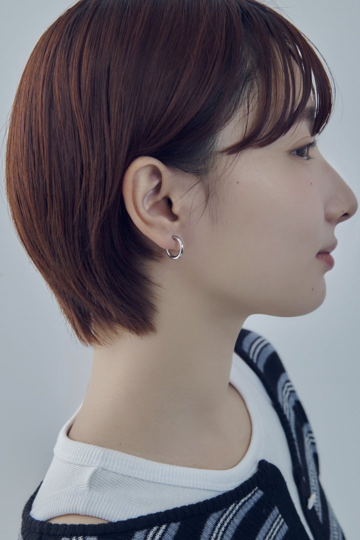 マルチ ストーン ピアス