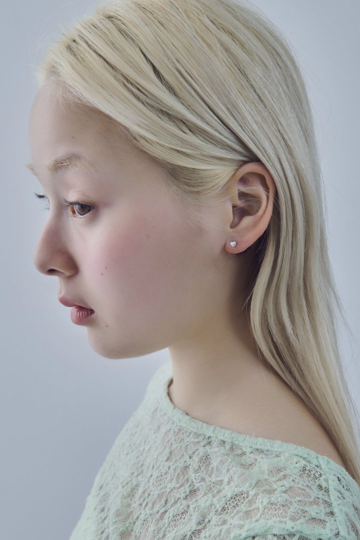 プチ カラー ハート ピアス