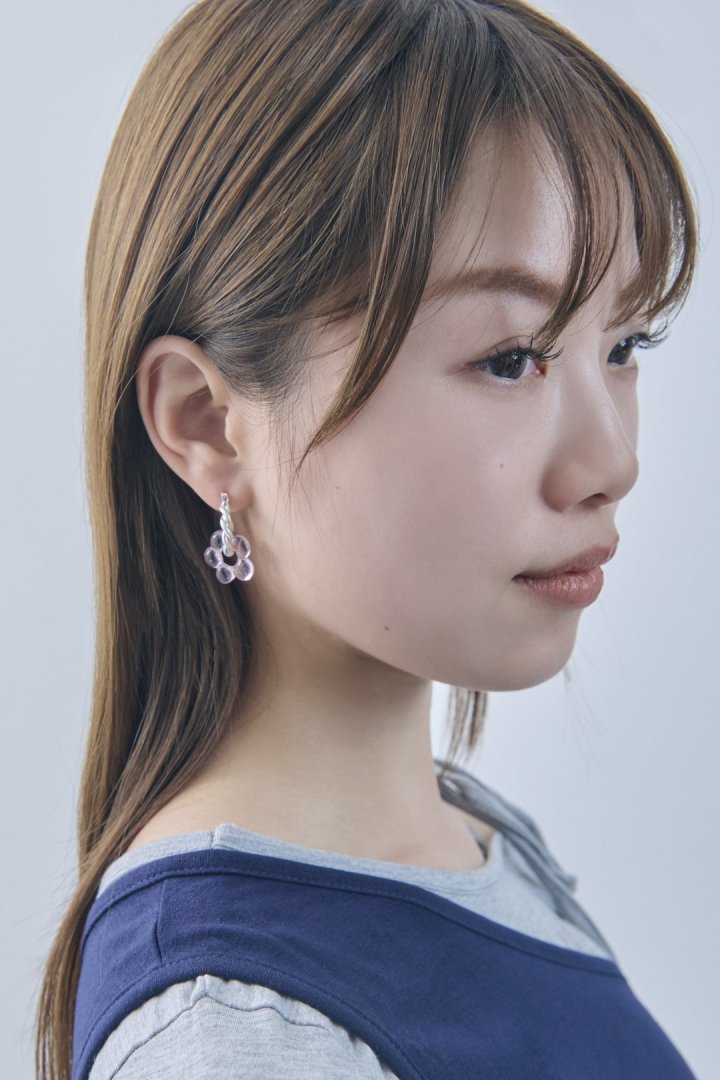 グラス フラワー ピアス