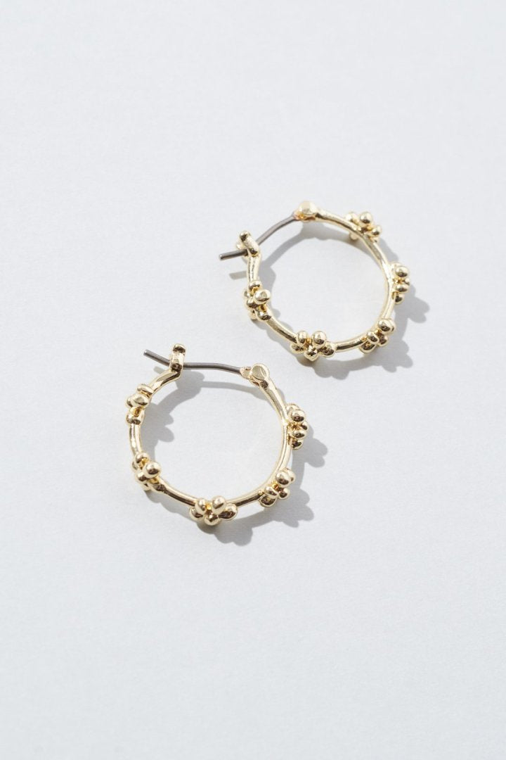 フラワー ライン フープ ピアス