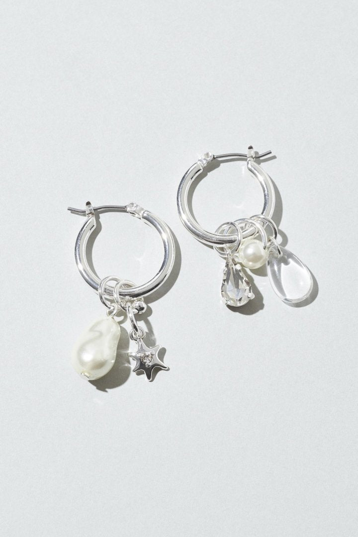 アッセンブル グロウ チャーム ピアス