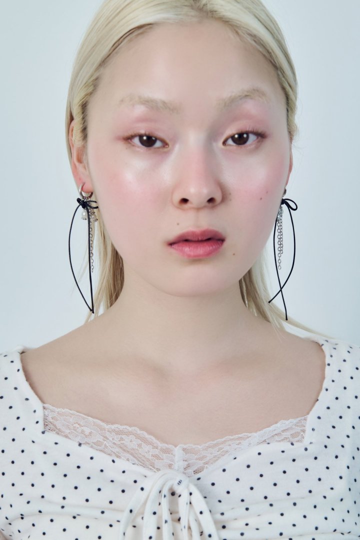 コード リボン × パール チェーン ロング ピアス