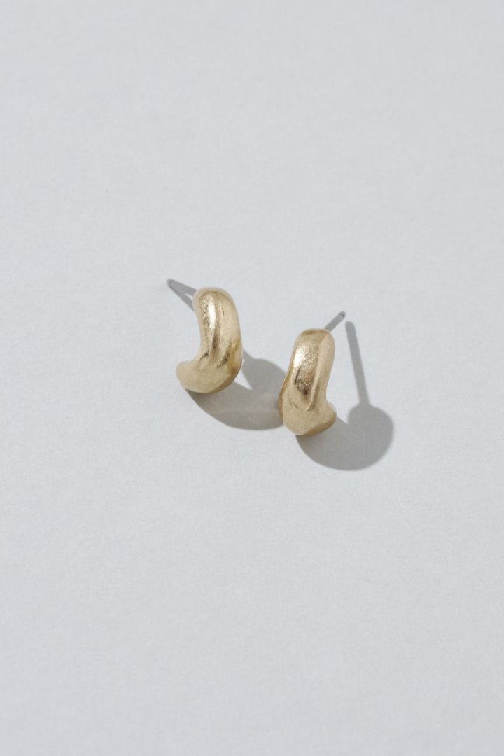 ミニマム ビーンズ ピアス