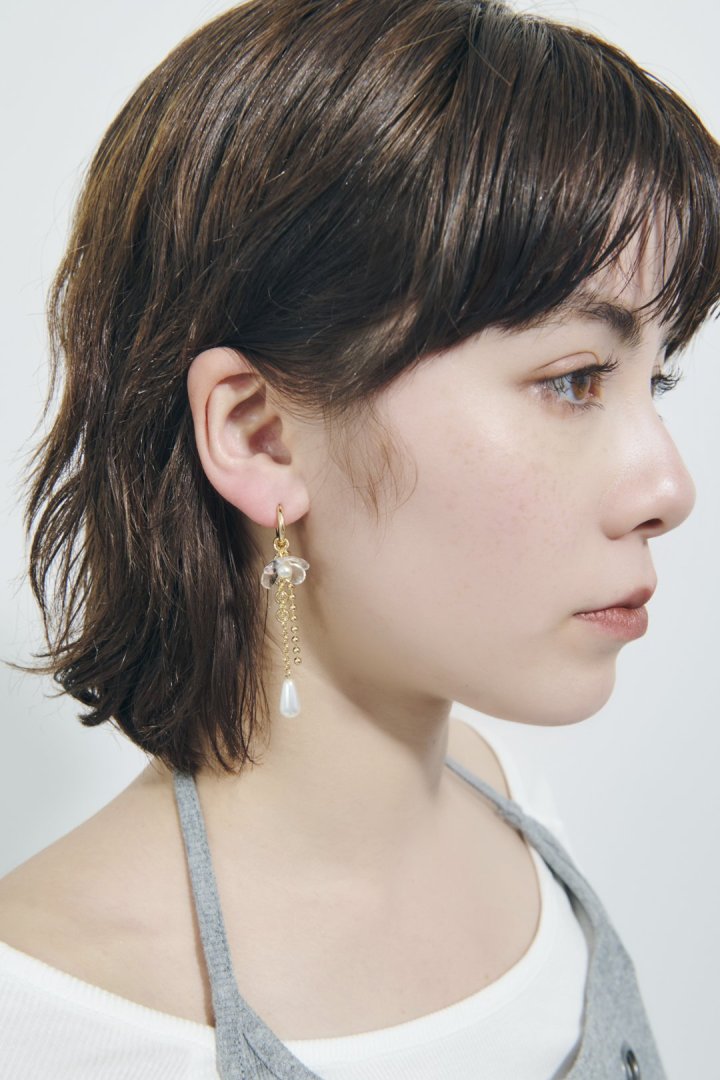 クリア フラワー × パール ピアス