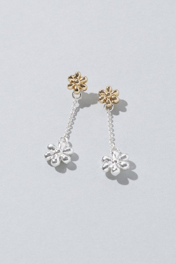 ハング プチ フラワー ピアス
