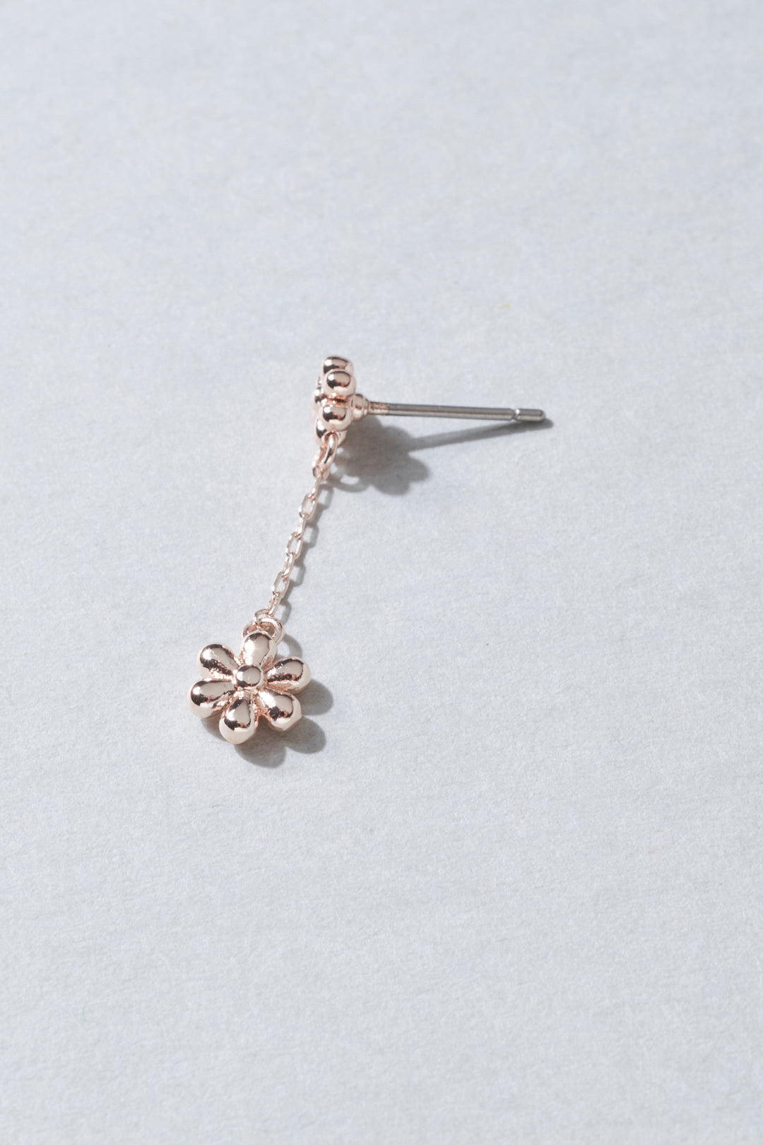 ハング プチ フラワー ピアス