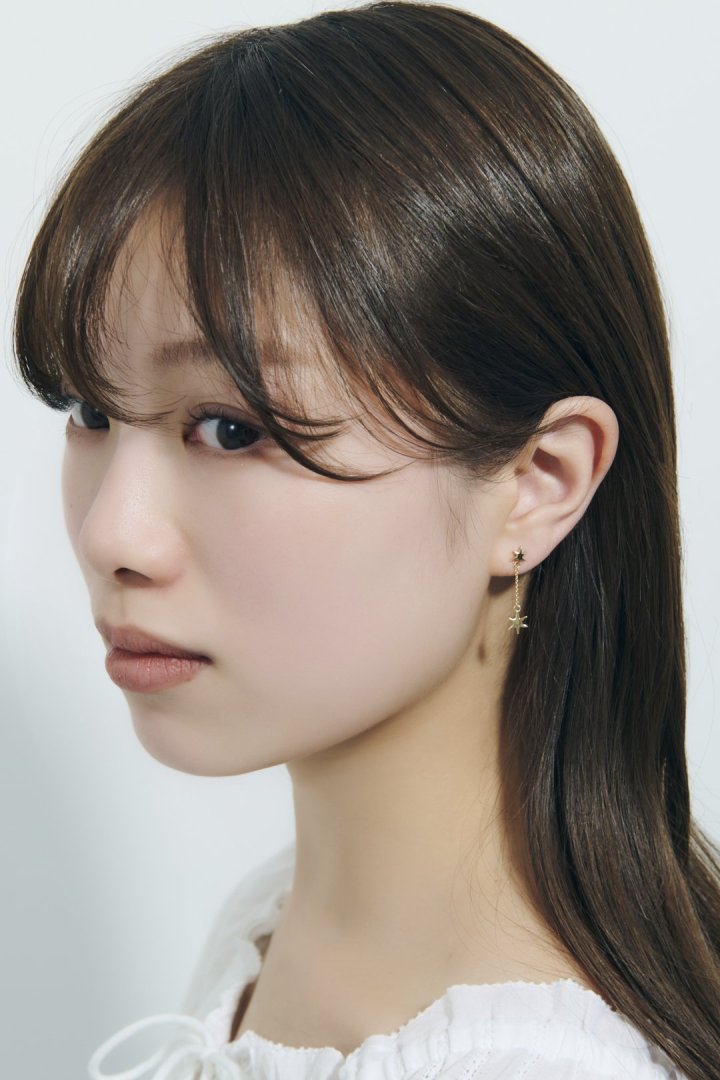 ハング プチ アスタリスク ピアス