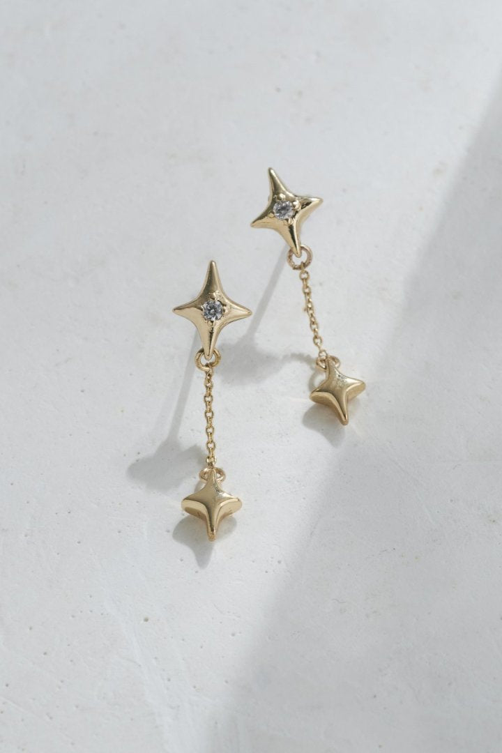 ハング プチ トゥインクル ピアス