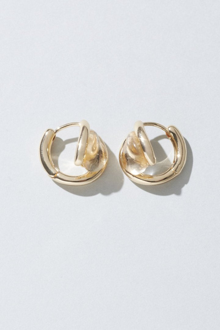 クリア カラー × メタル ワンタッチ ピアス