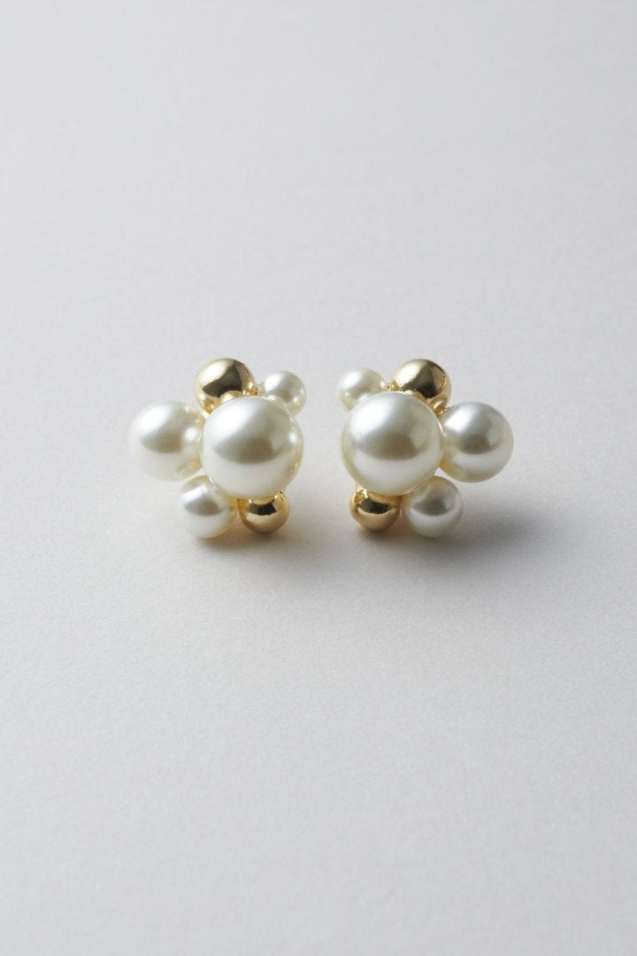 パール × メタル クラスター ピアス