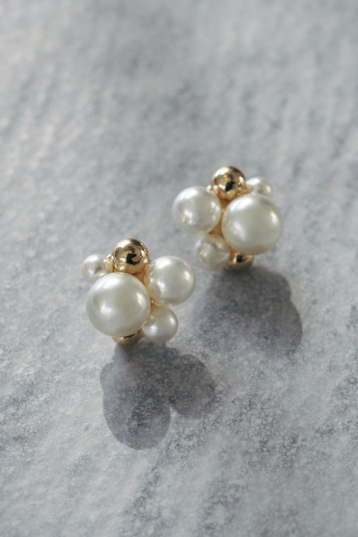 パール × メタル クラスター ピアス
