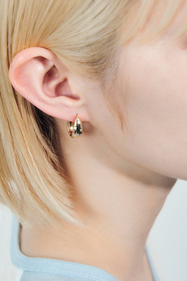 メタル ドロップ × キュービック ジルコニア ワンタッチ ピアス