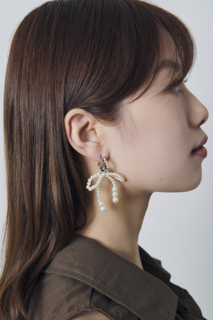 グレイン リボン ピアス