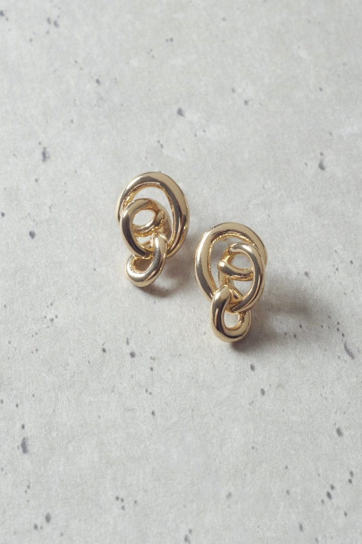 ニュアンス サークル ピアス