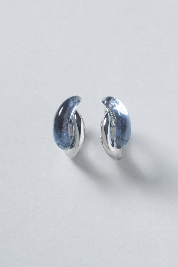 スリム クリア カラー × メタル ワンタッチ ピアス