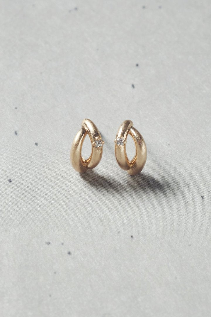 ブランチング メタル × キュービック ジルコニア ピアス