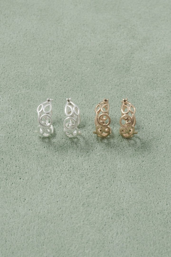 アイビー ハート ピアス