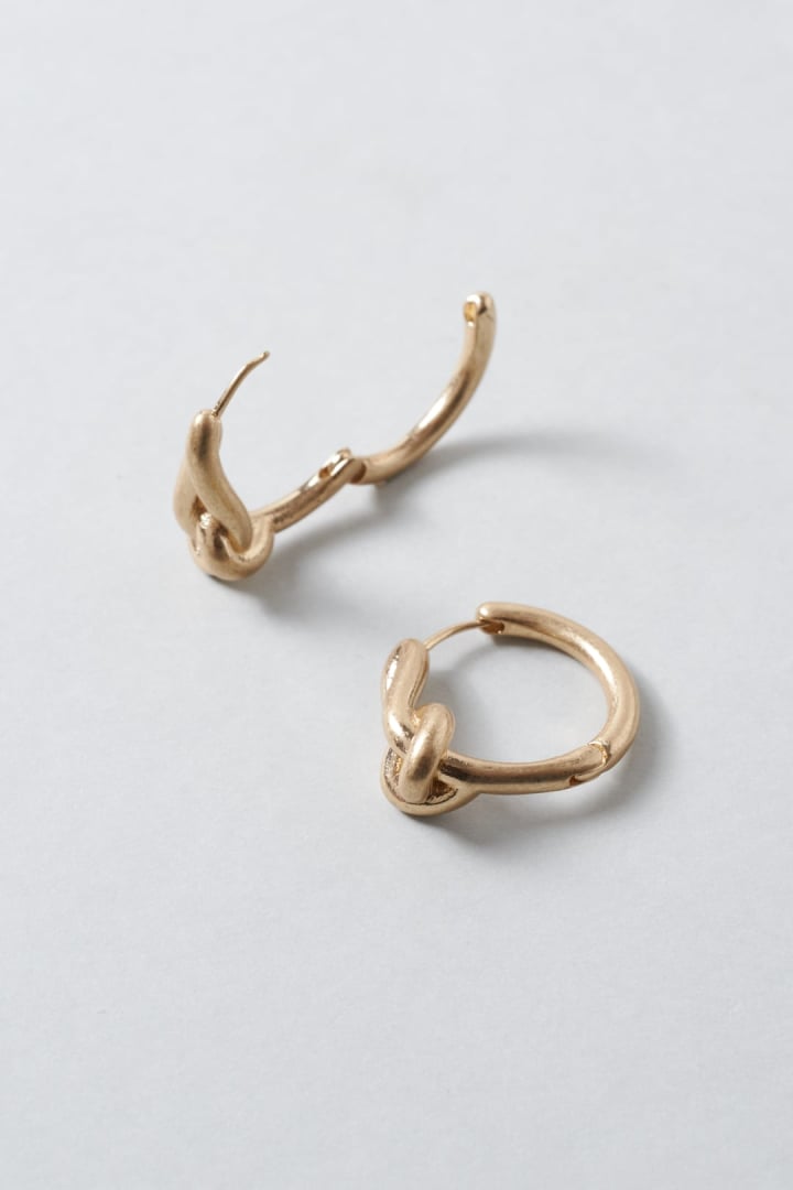 ニュアンス ノット フープ ワンタッチ ピアス
