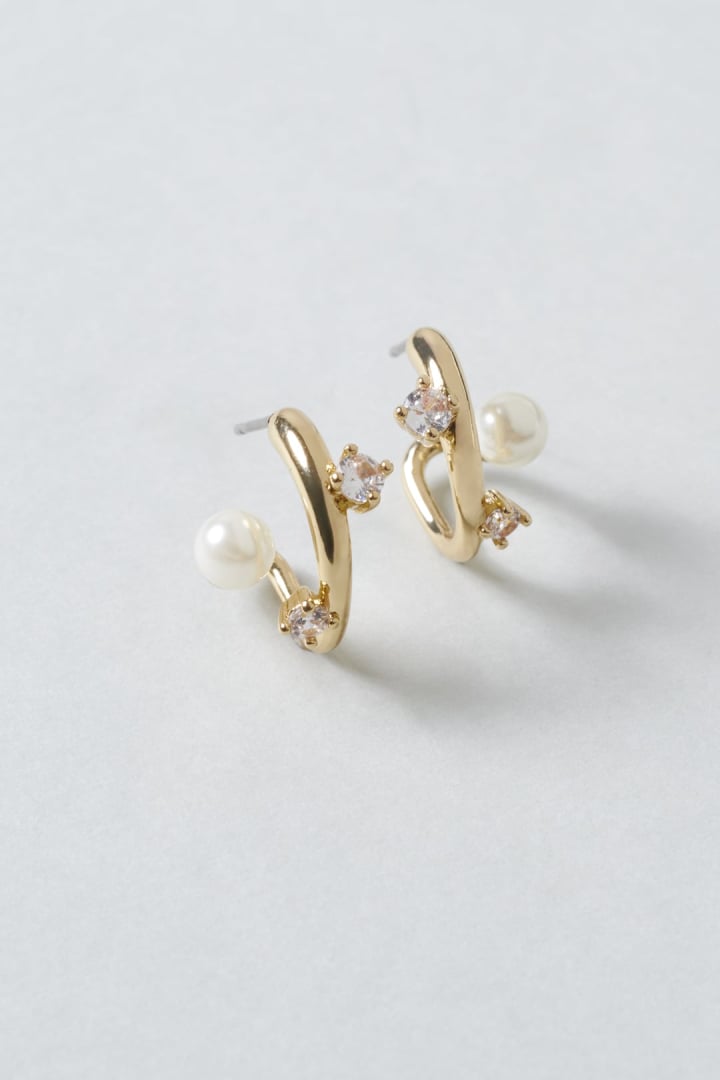 アタッチ パール × キュービックジルコニア ピアス