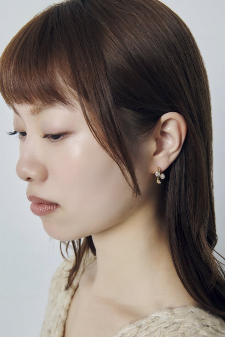 アタッチ パール × キュービックジルコニア ピアス