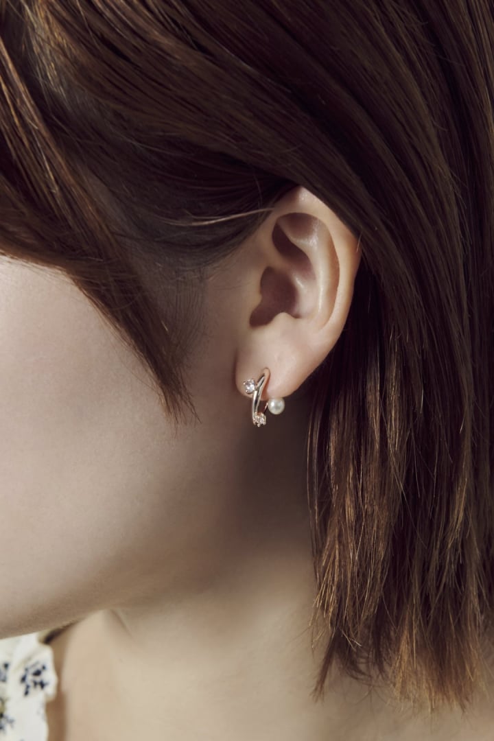 アタッチ パール × キュービックジルコニア ピアス