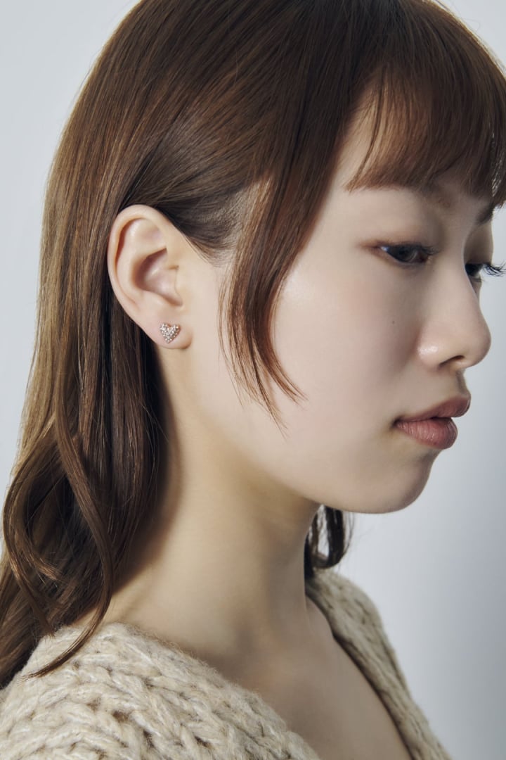 タイニー ビジュー ハート ピアス
