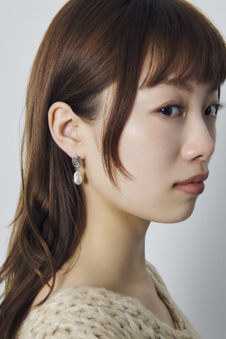 ノット × グラス パール ステンレス ピアス