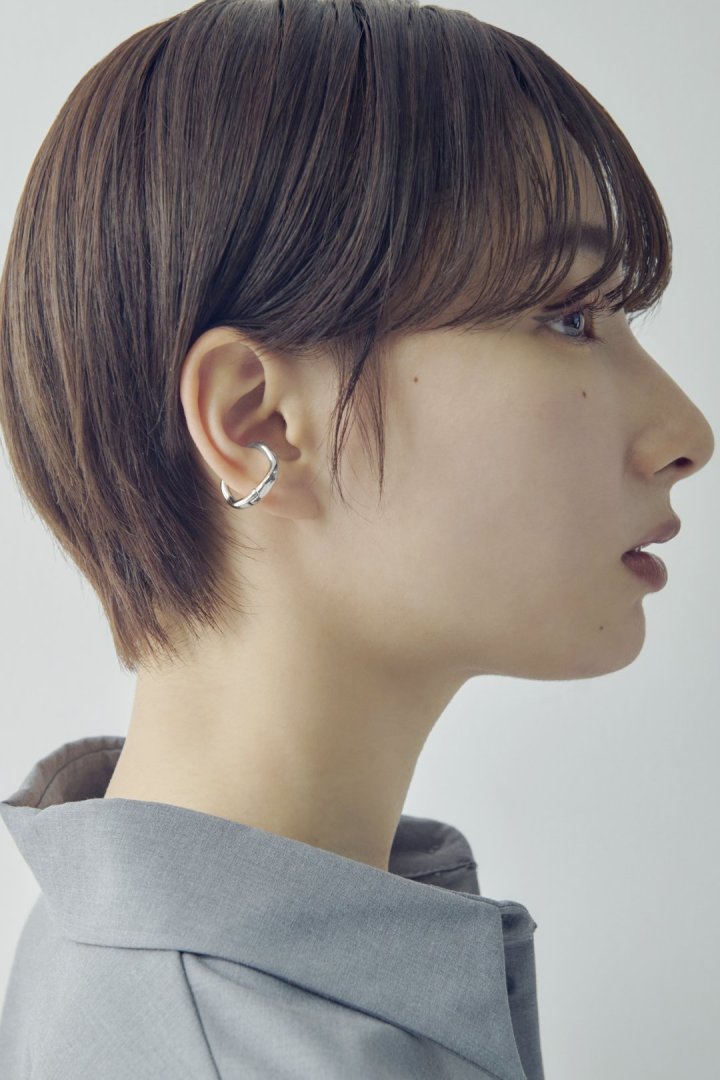 カーヴィー フープ ワンタッチ イヤリング – GOLDY Onlinestore