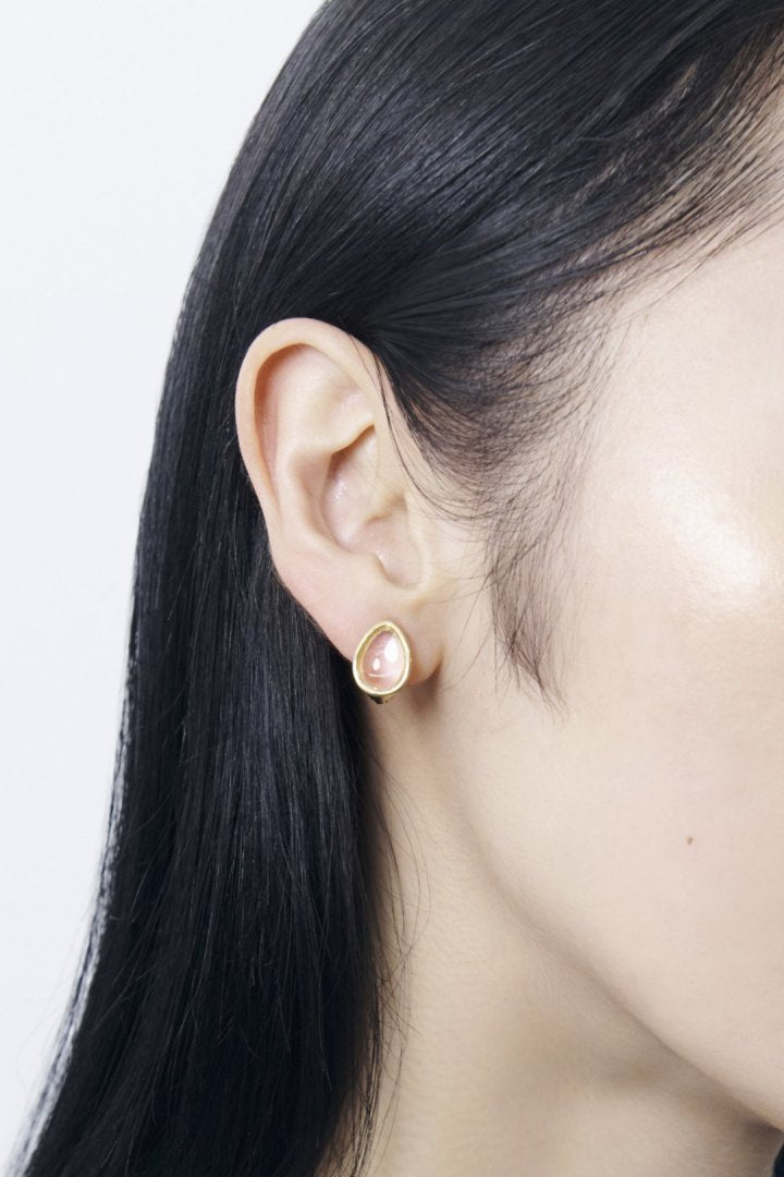 クリア × メタル ドロップ ワンタッチ イヤリング – GOLDY Onlinestore