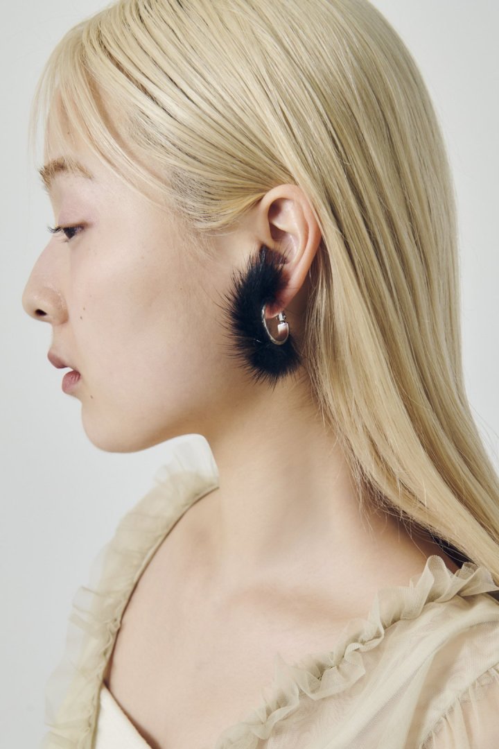 ミンク ファー フープ イヤリング