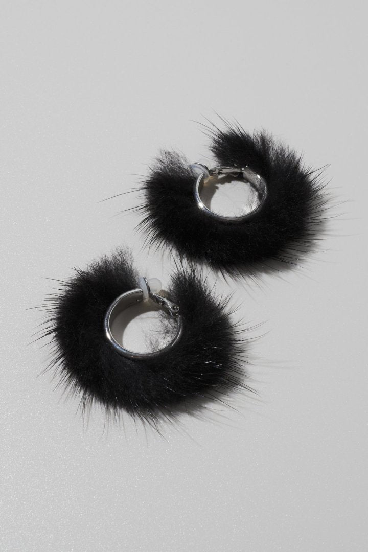 ミンク ファー フープ イヤリング