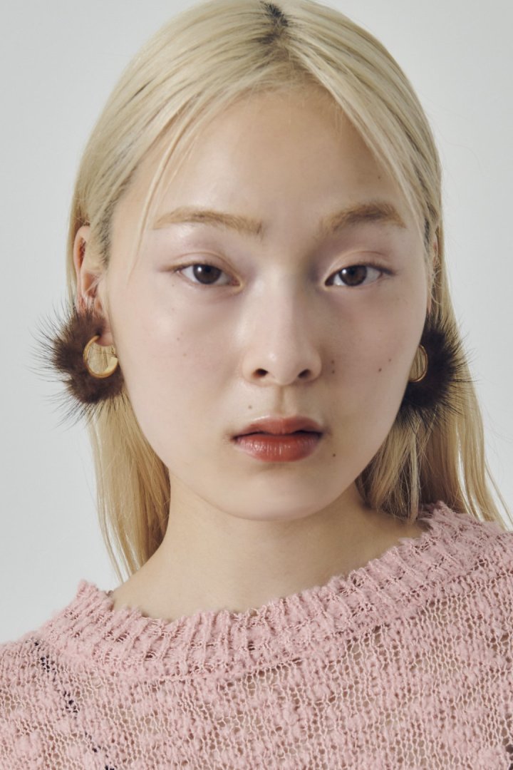 ミンク ファー フープ イヤリング