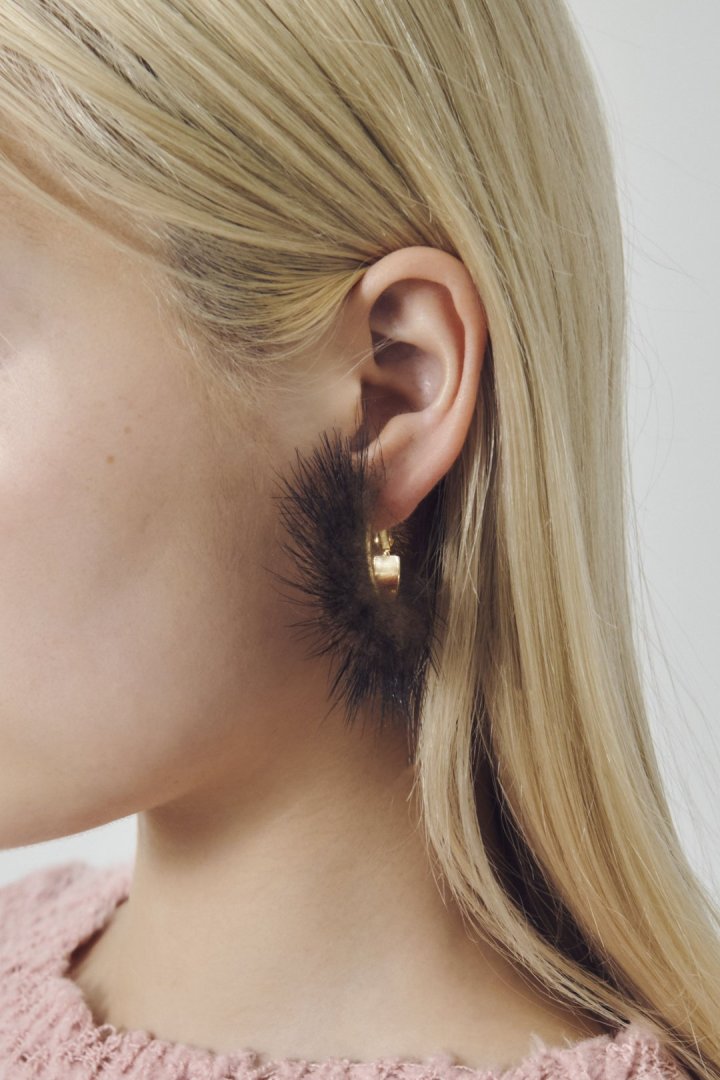 ミンク ファー フープ イヤリング