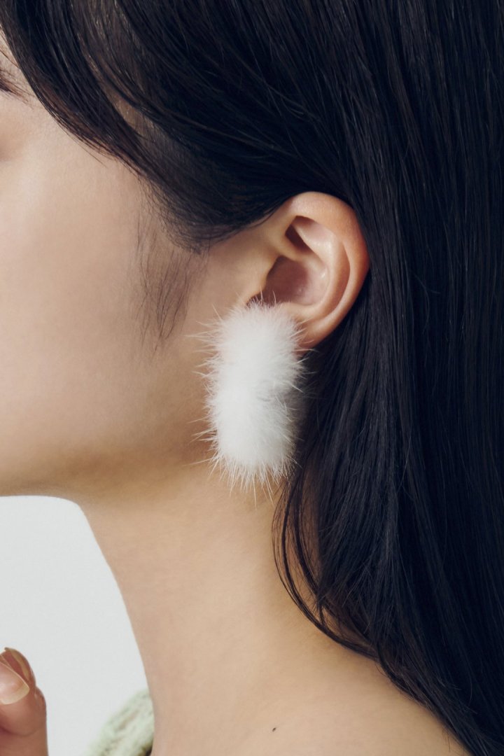 ミンク ファー フープ イヤリング