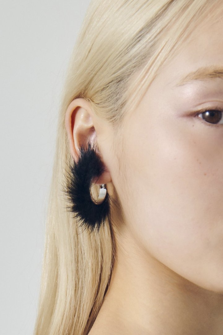 ミンク ファー フープ イヤリング