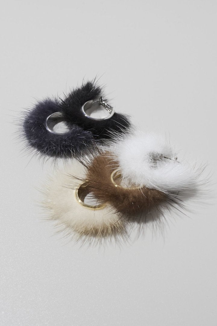 ミンク ファー フープ イヤリング