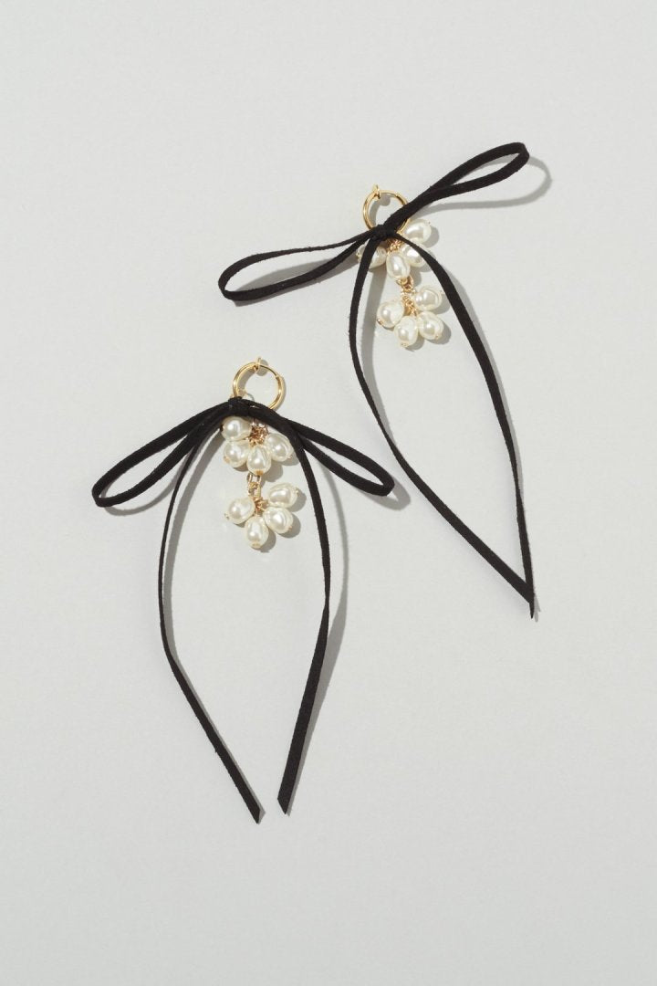 シャワー パール スエード リボン イヤリング