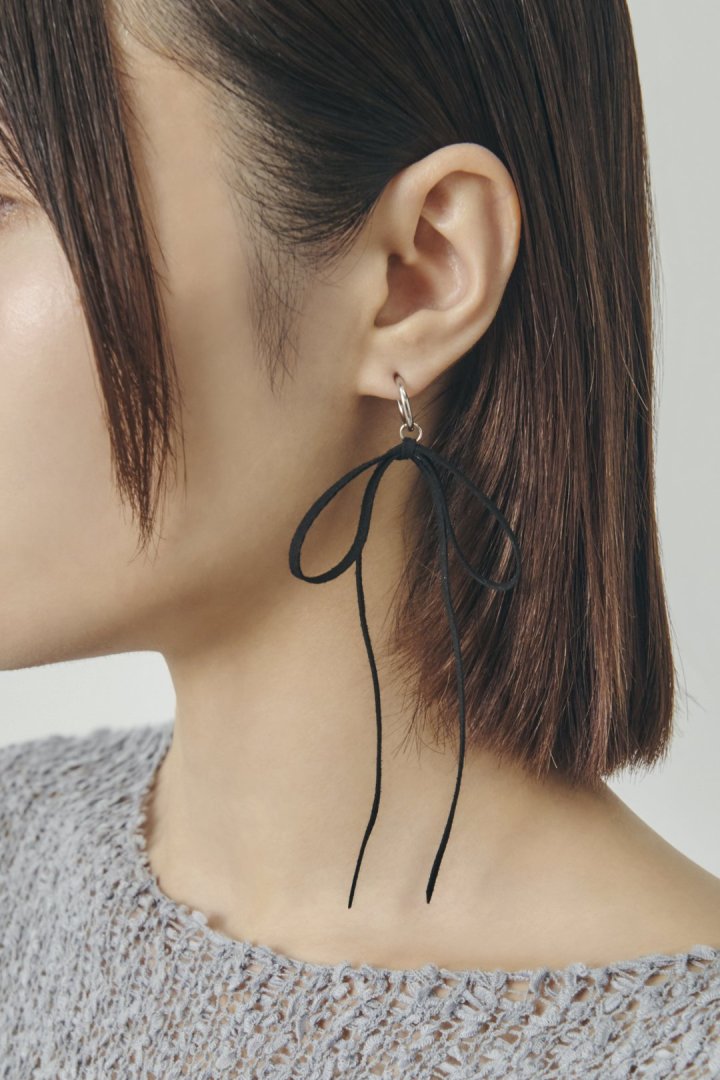 シャワー パール スエード リボン イヤリング