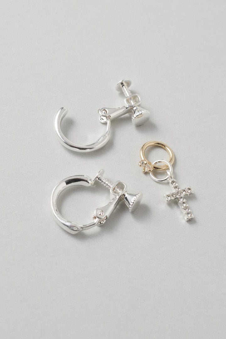 ビジュー × クロスモチーフ チャーム イヤリング