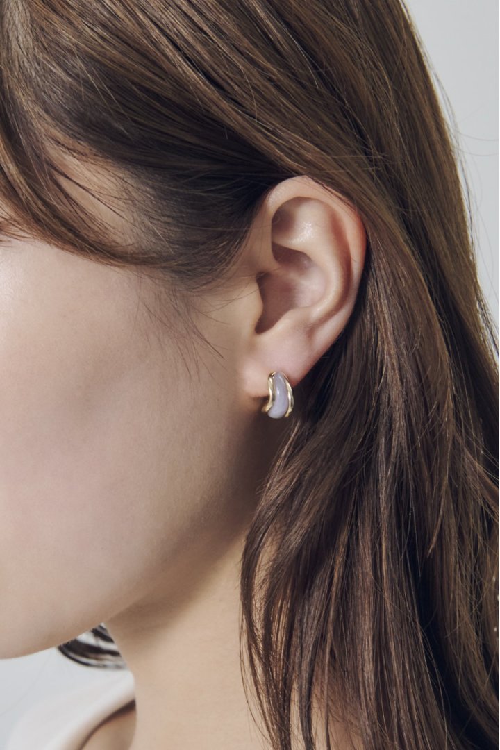 ウェービー カラー × メタル イヤリング