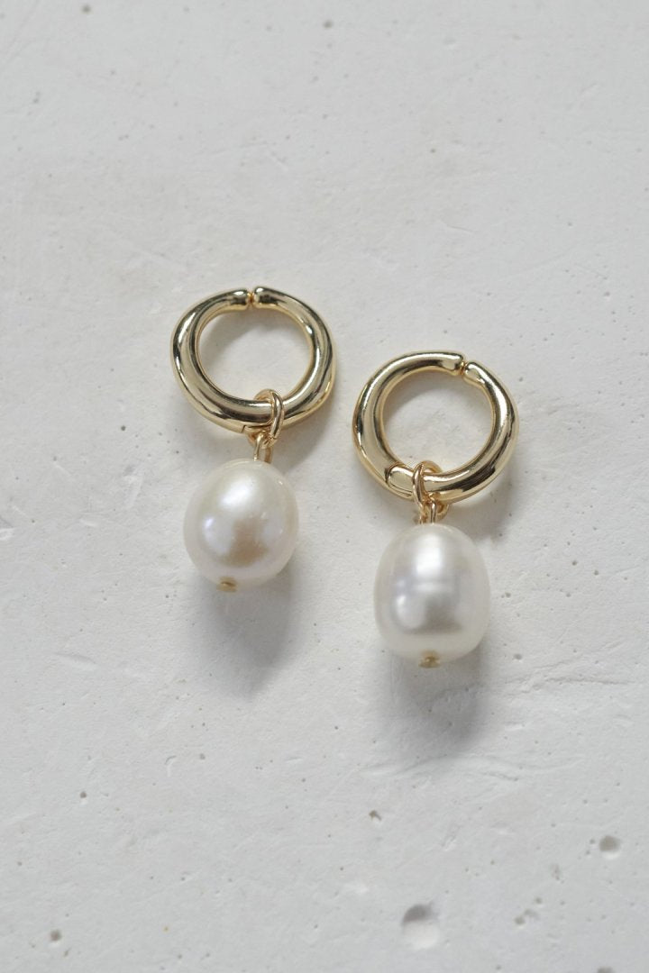 フレッシュ ウォーター パール メタル イヤリング